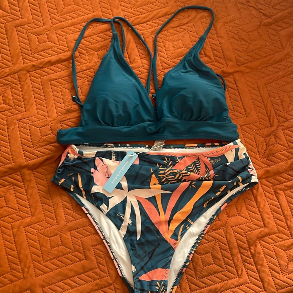 Women’s size large swim suit